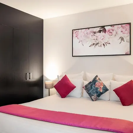 Hotel apartamentowy Residhome Val D'europe 4*
