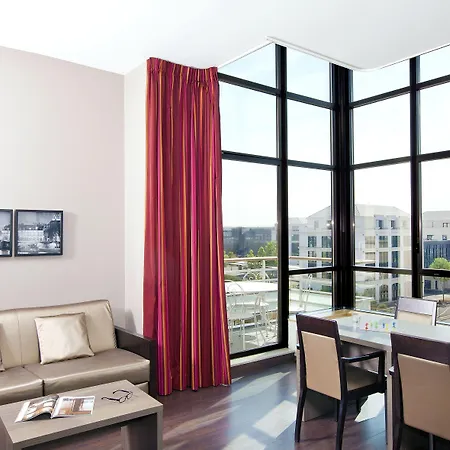 Residhome Val D'europe Aparthotel