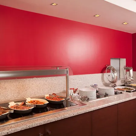 Residhome Val D'europe 4*