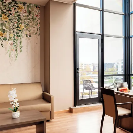 Residhome Val D'europe מלון דירות מונטבראן