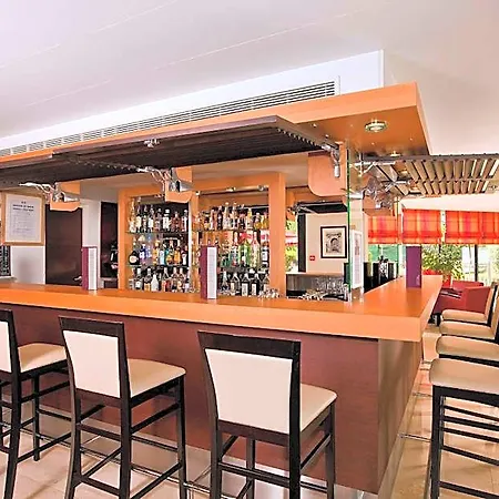 Residhome Val D'europe Apartahotel 4*