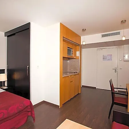 Residhome Val D'europe מונטבראן