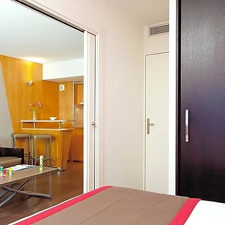 Residhome Val D'europe 4*