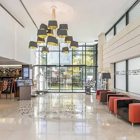 Residhome Val D'europe 4*