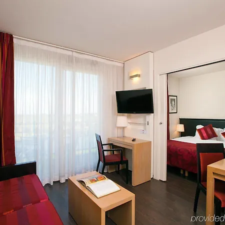 Residhome Val D'europe Aparthotel