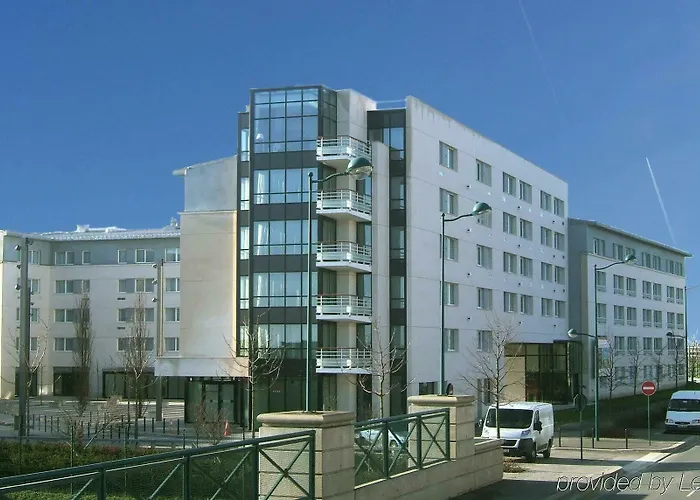 Residhome Val D'europe 4*